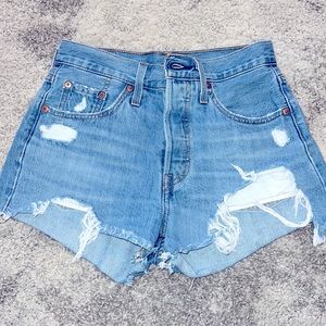Levi shorts